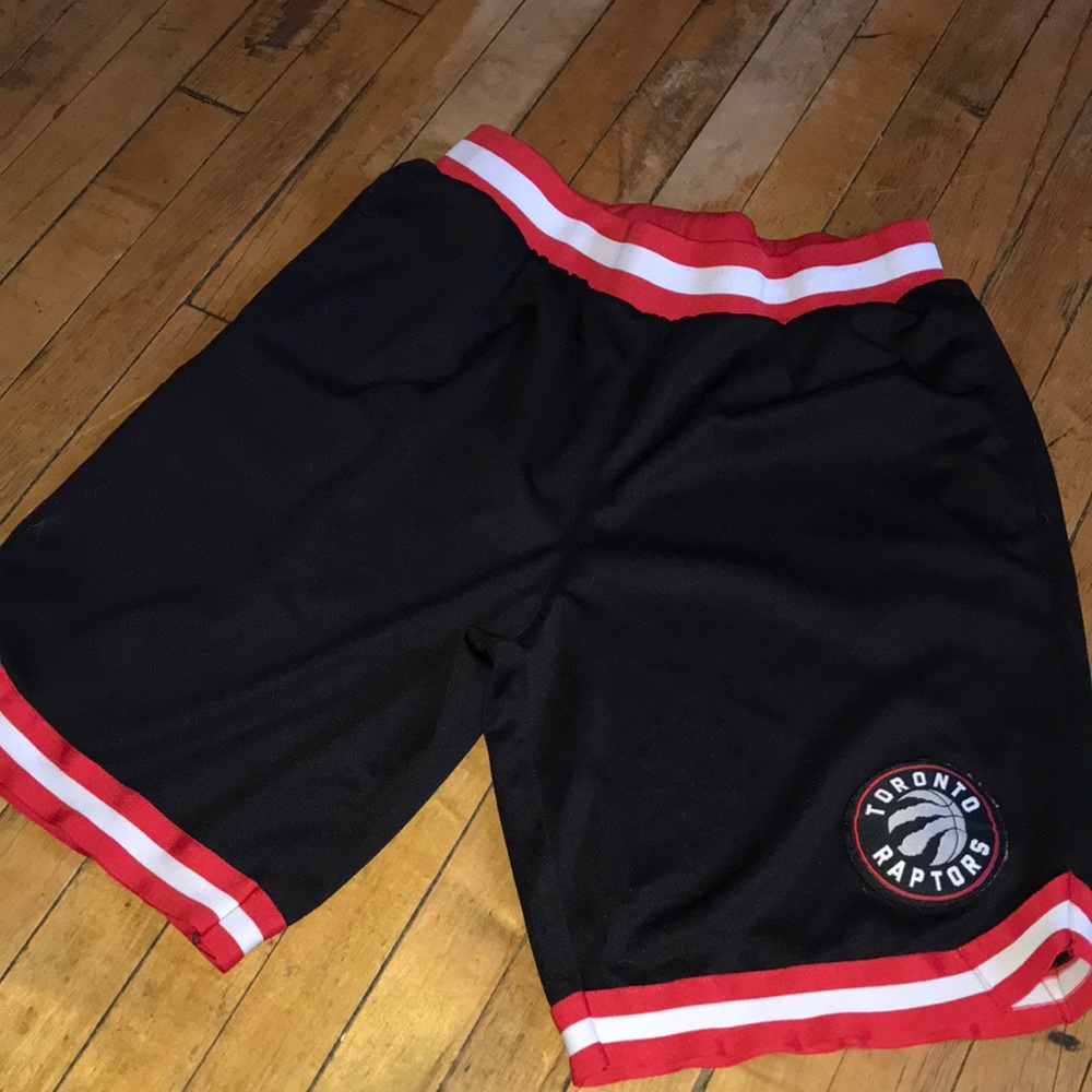 Toronto Raptors Black Basketball Shorts with Red &‎ White Trim